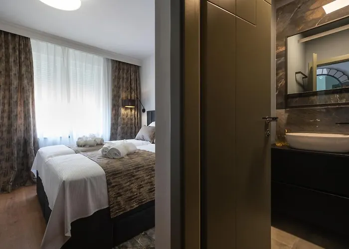 & Torine * Ζαντάρ