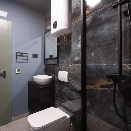 Apartment & Torine *